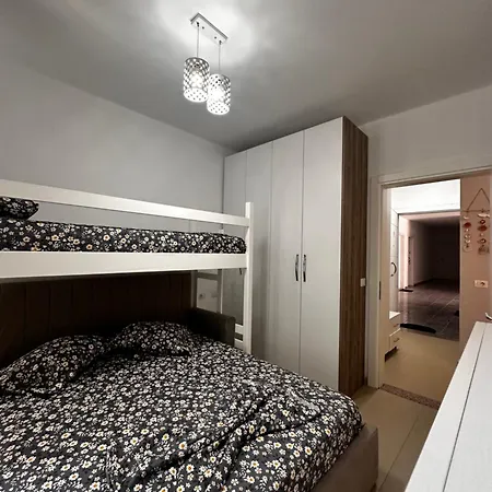 Apartment Fishta Luxury C5 *